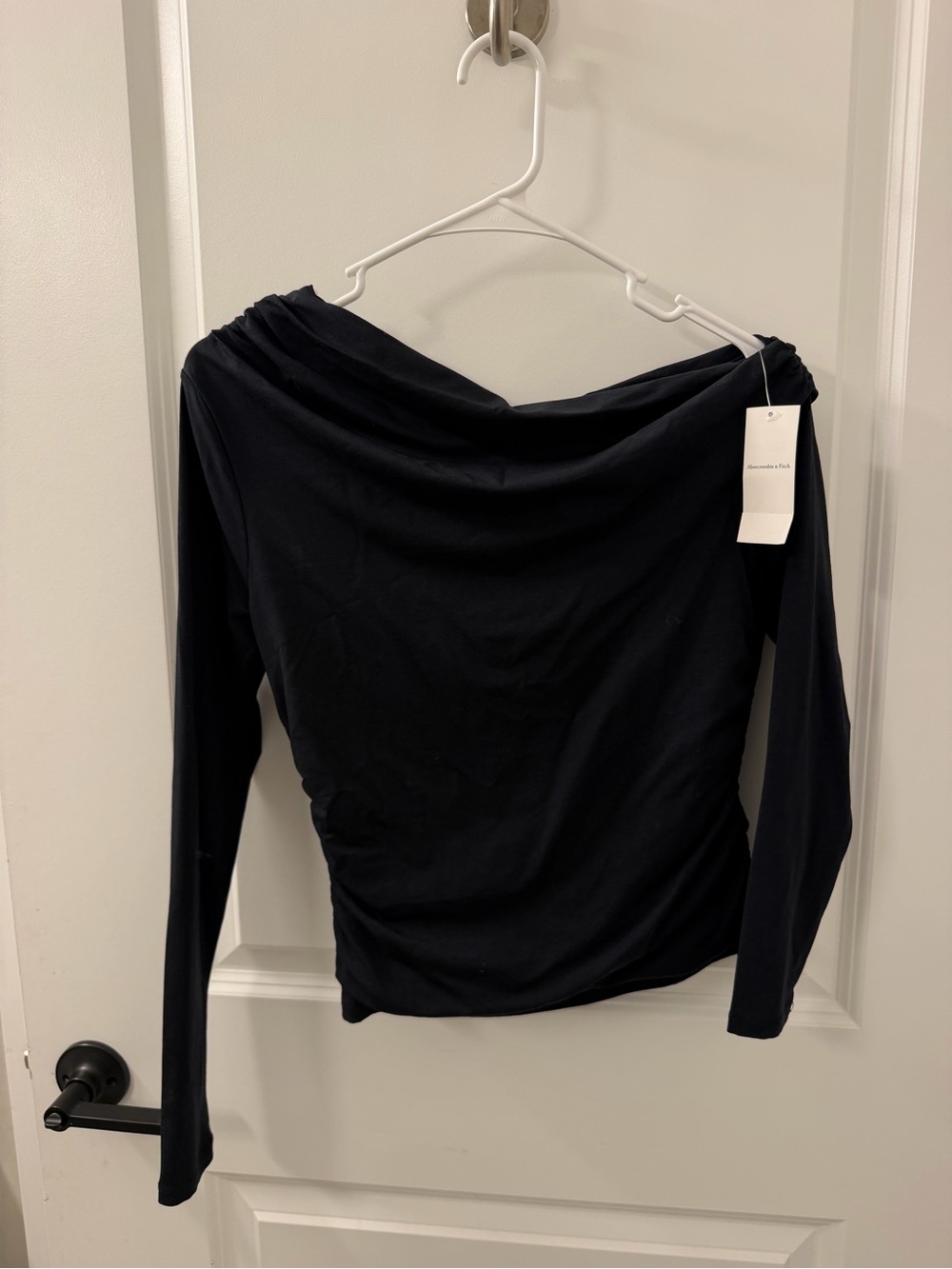 Abercrombie & Fitch Black Asymmetrical/ Off-Shoulder Long Sleeve Top